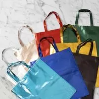 Sacola de TNT metalizado Personalizada